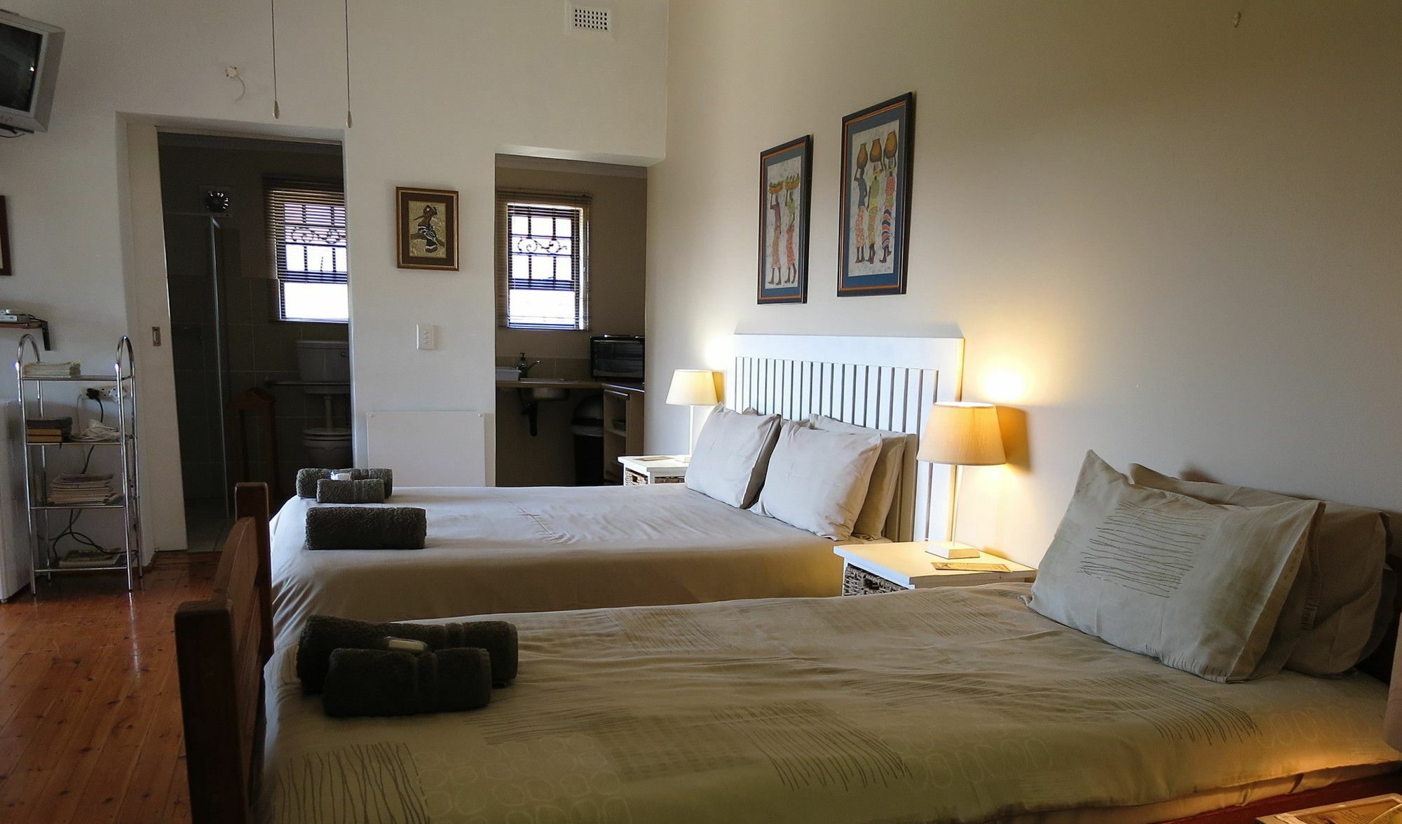 Dempsey'S Self-Catering Guest House Port Elizabeth Exterior photo