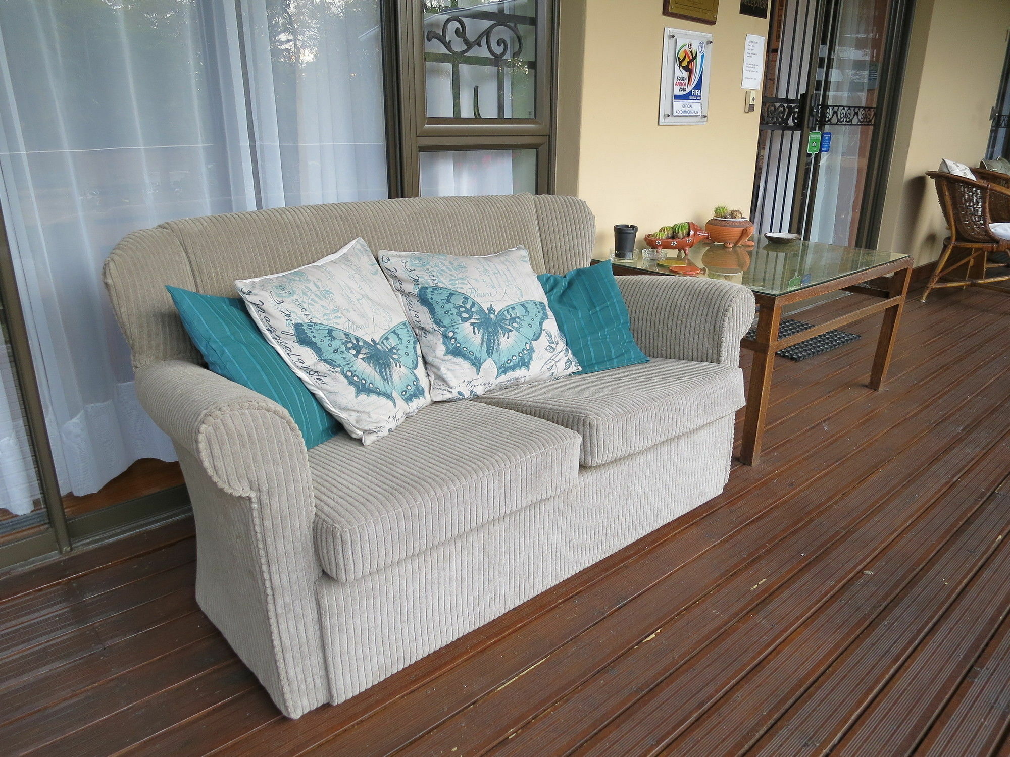Dempsey'S Self-Catering Guest House Port Elizabeth Exterior photo