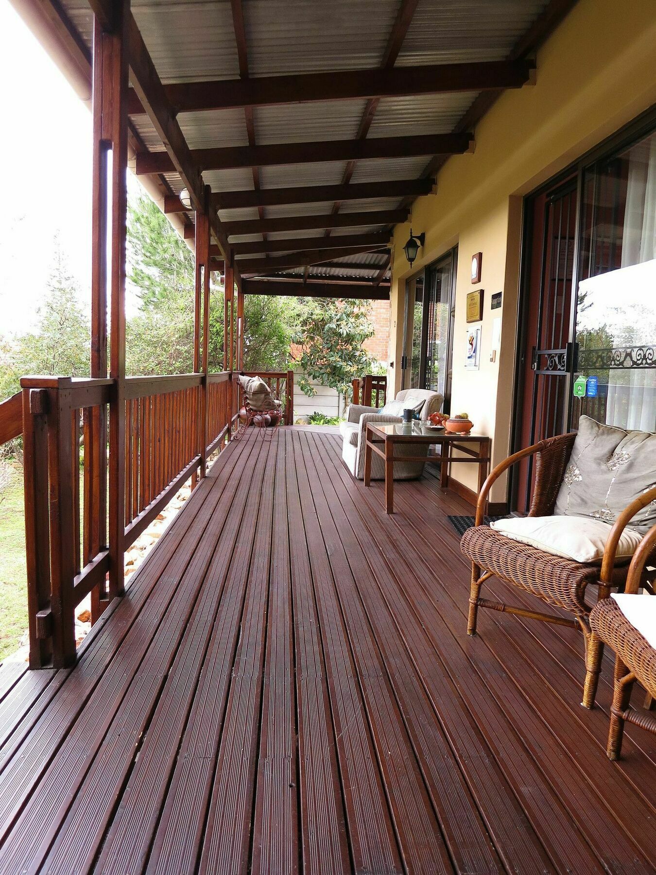 Dempsey'S Self-Catering Guest House Port Elizabeth Exterior photo